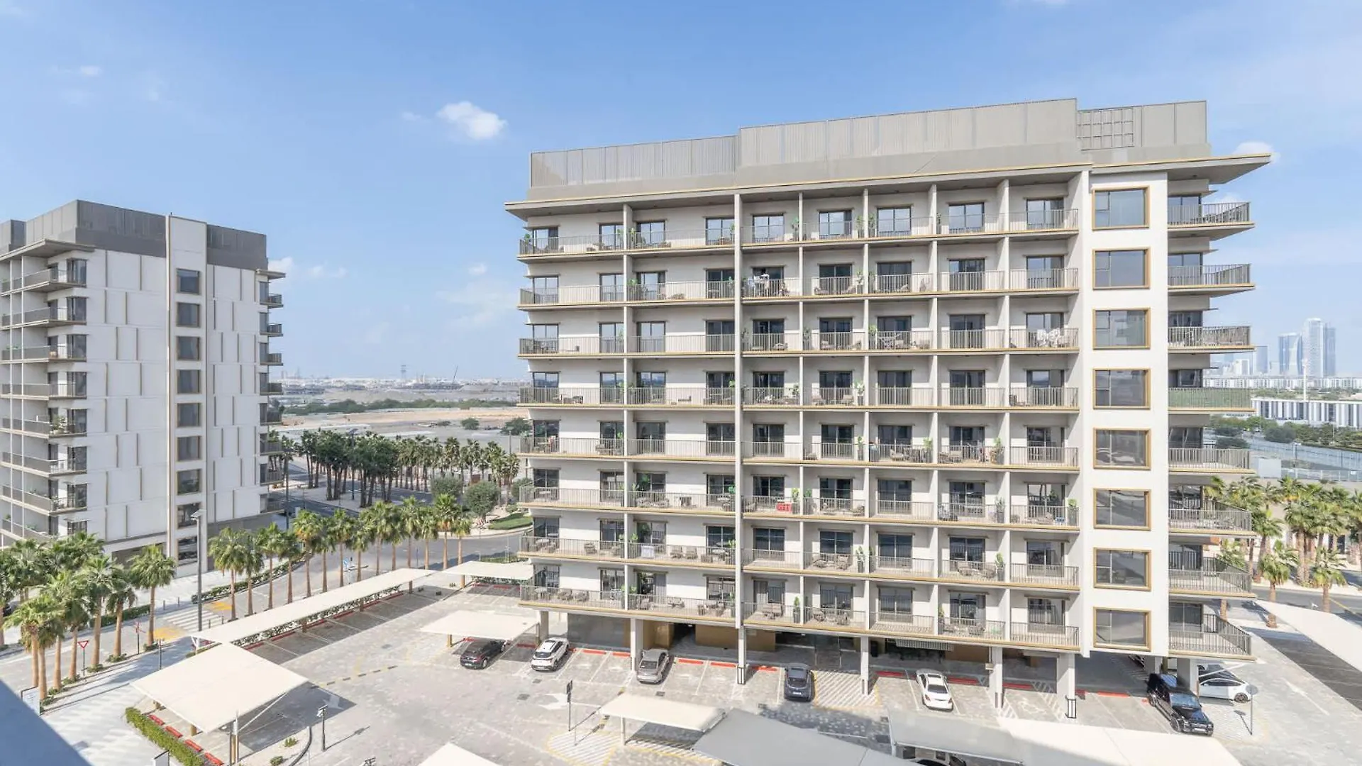 Peaceful 1 Bedroom Apartment In Mag 970 Dubai