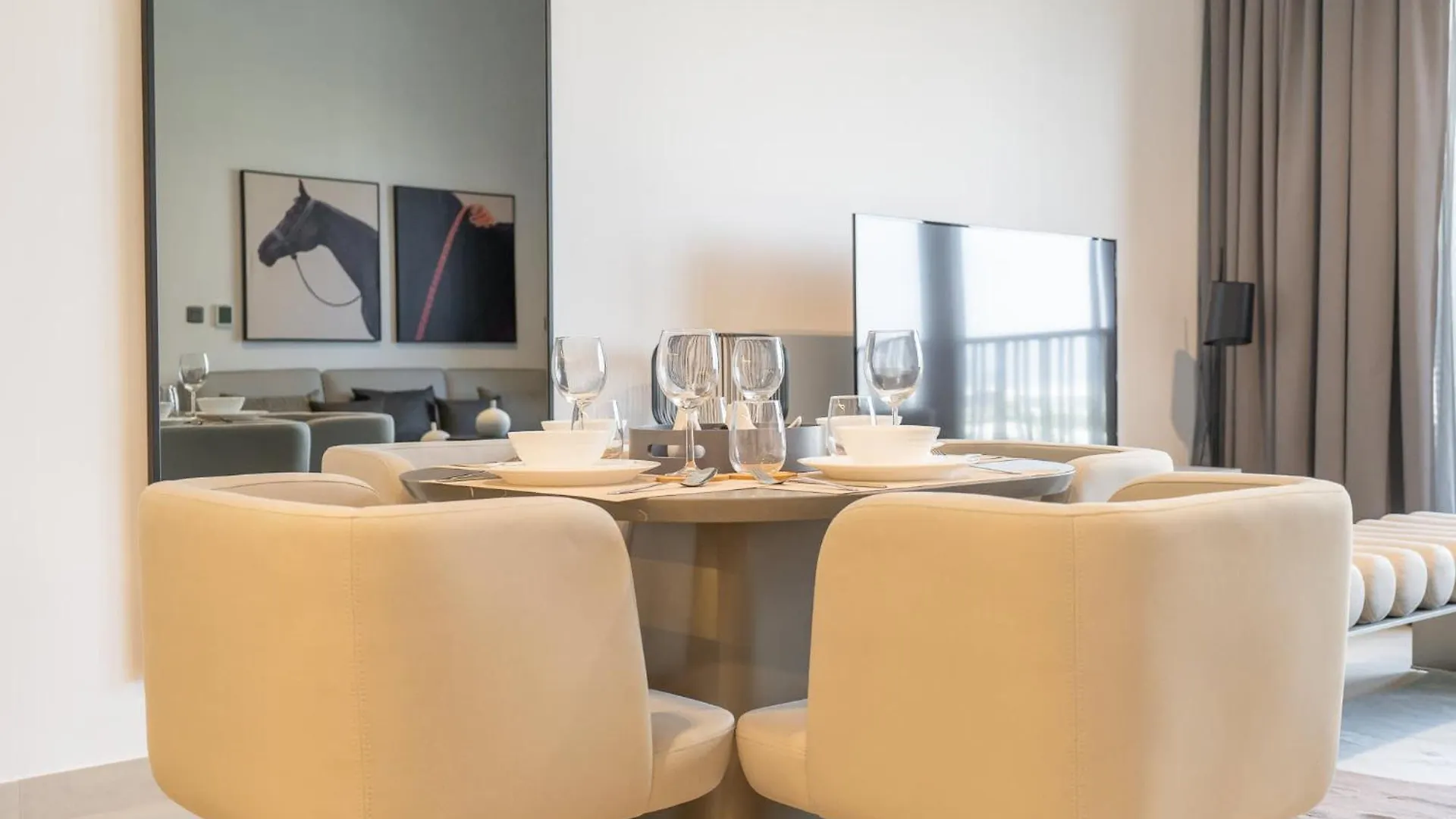 Peaceful 1 Bedroom Apartment In Mag 970 Dubai