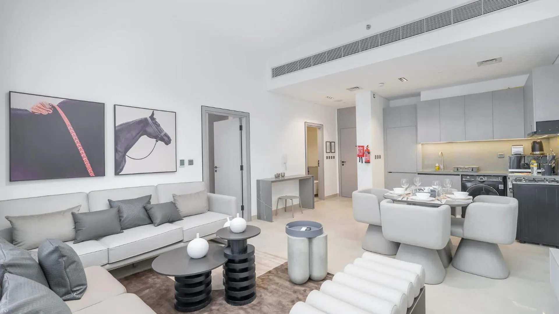 Peaceful 1 Bedroom Apartment In Mag 970 Dubai
